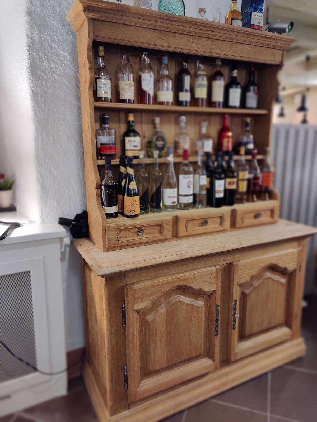 Karaoke and drinks evening at the castle bar